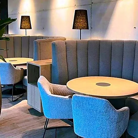 Hotel Im Zentrum Fuer Visionen Oberalm